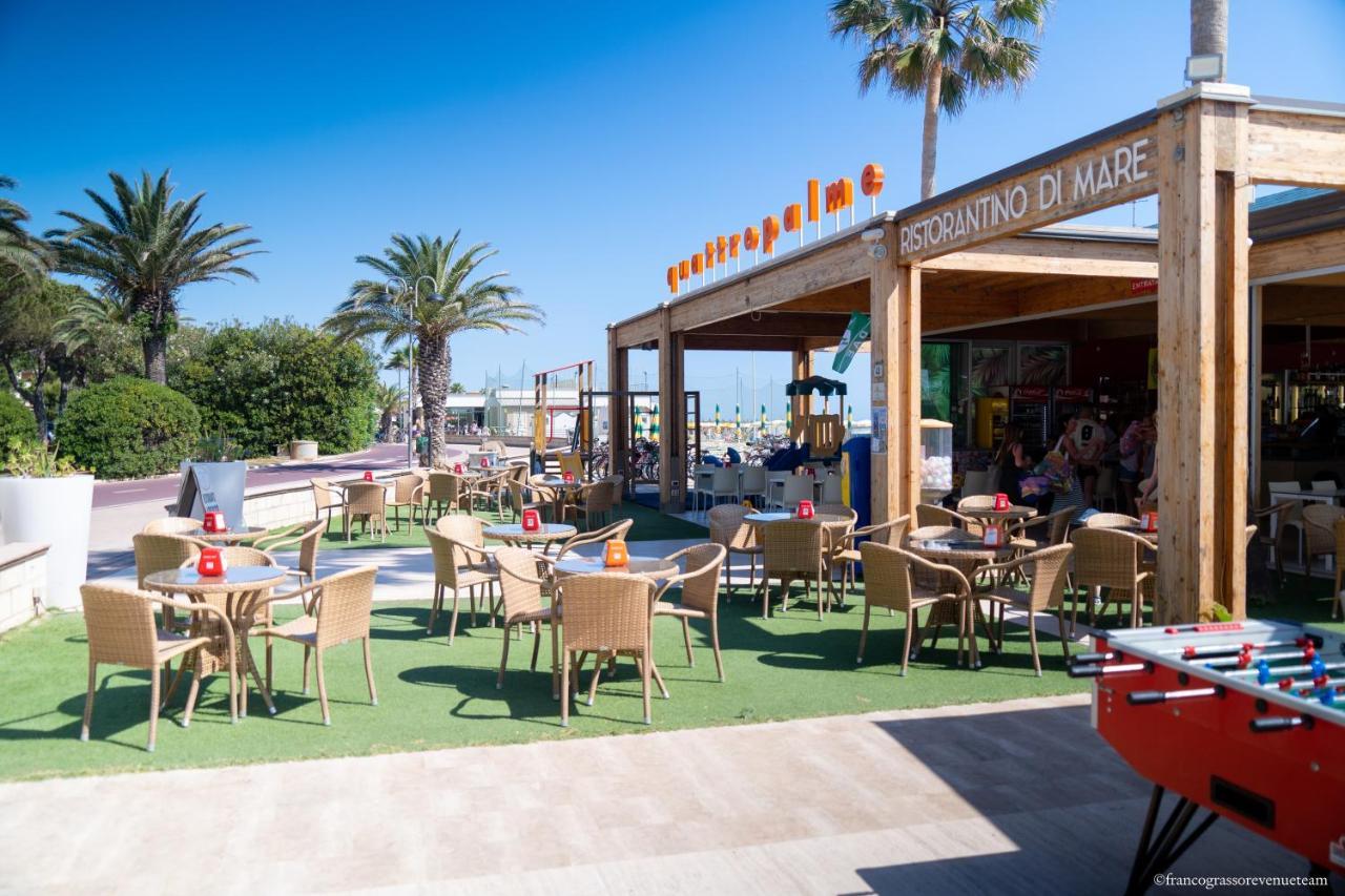 Hotel Quattropalme Tortoreto ภายนอก รูปภาพ